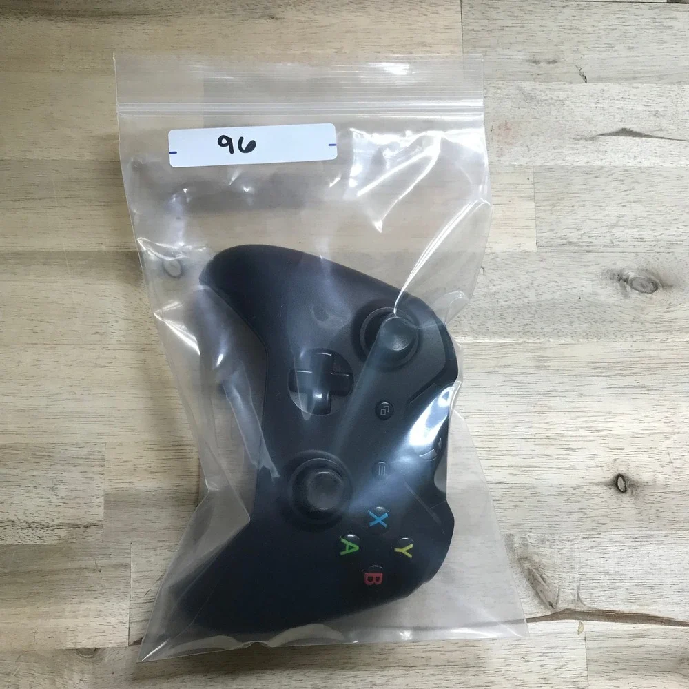 Microsoft Xbox One Wireless Controller Model 1697 Black with 3.5mm Jack